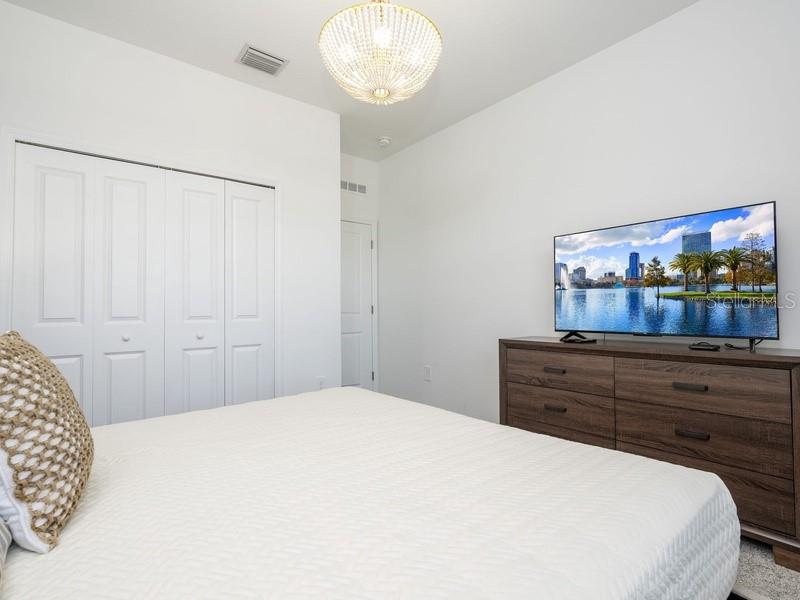 FOX NORTH - Residential Lease