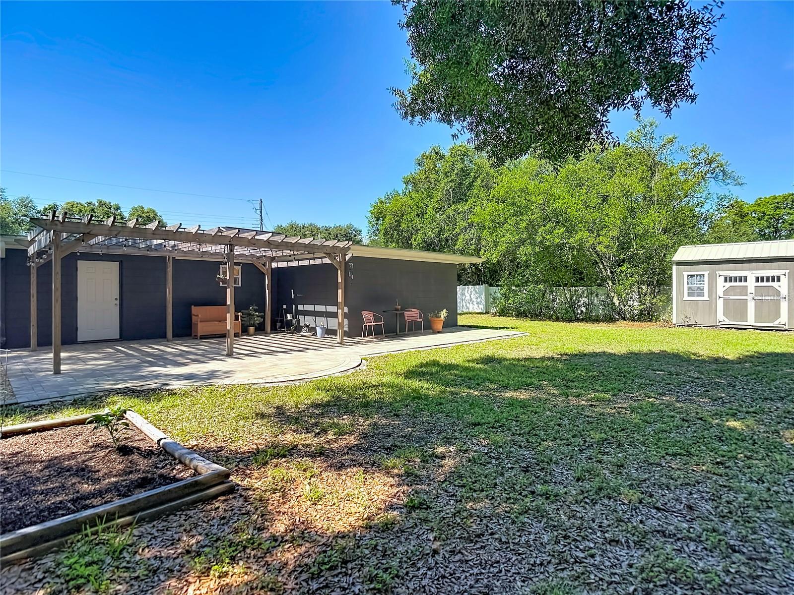PLEASANT ESTATES - Residential