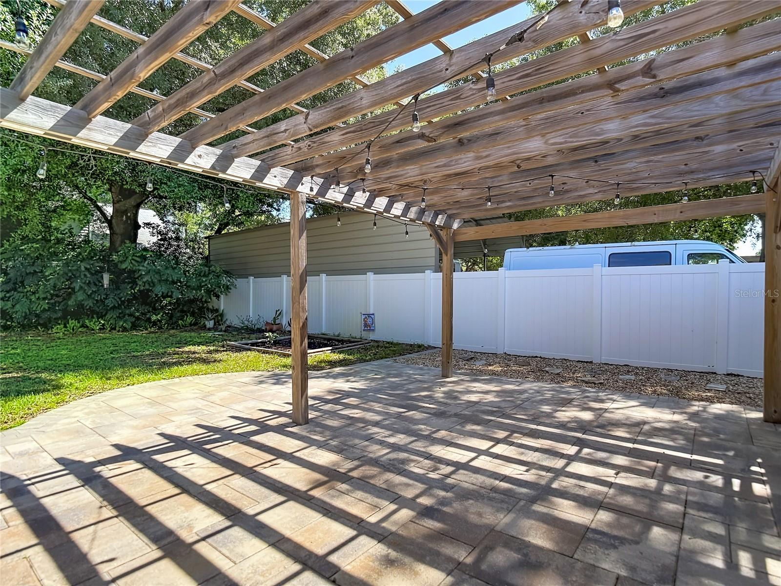 PLEASANT ESTATES - Residential