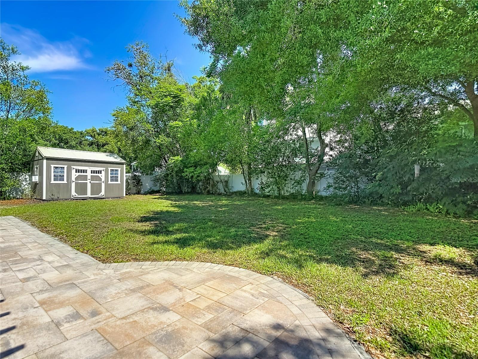 PLEASANT ESTATES - Residential