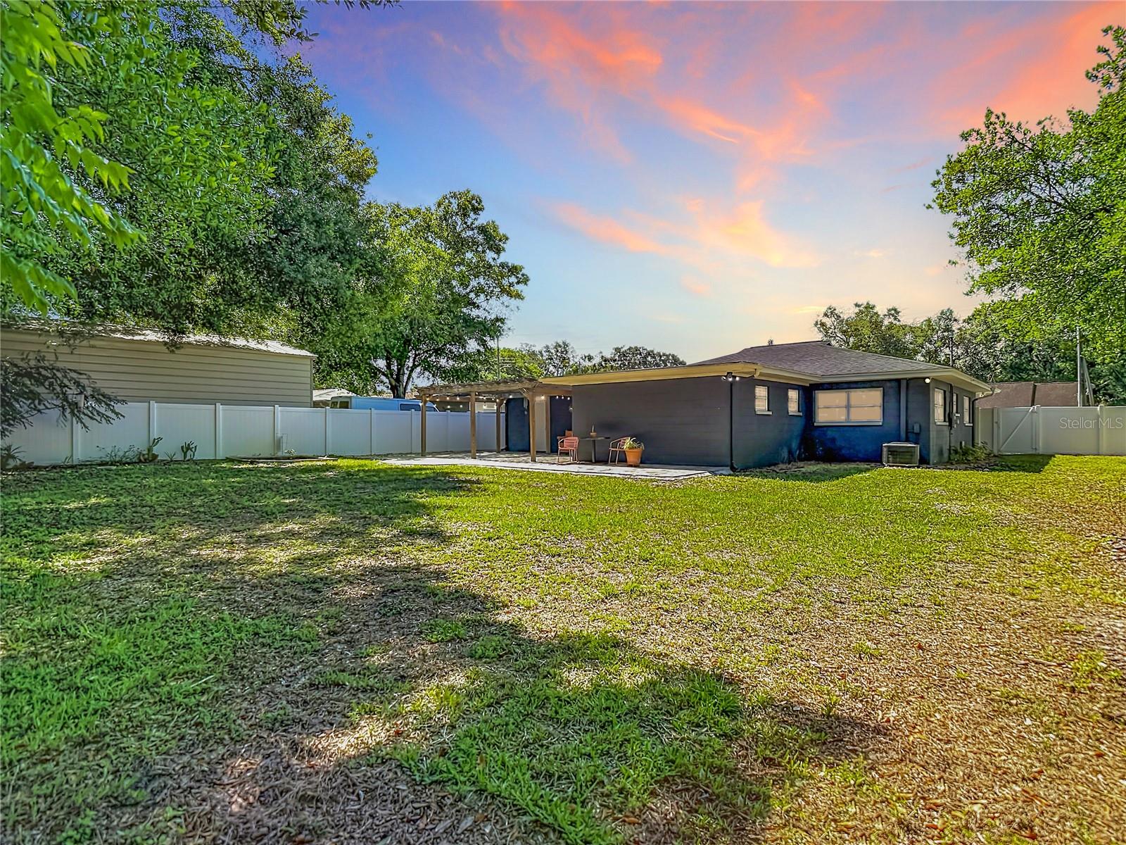 PLEASANT ESTATES - Residential