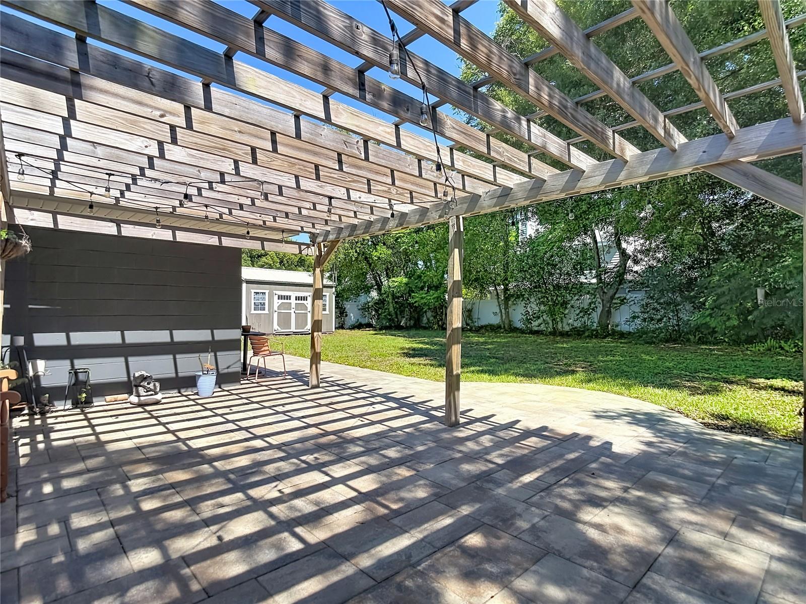 PLEASANT ESTATES - Residential