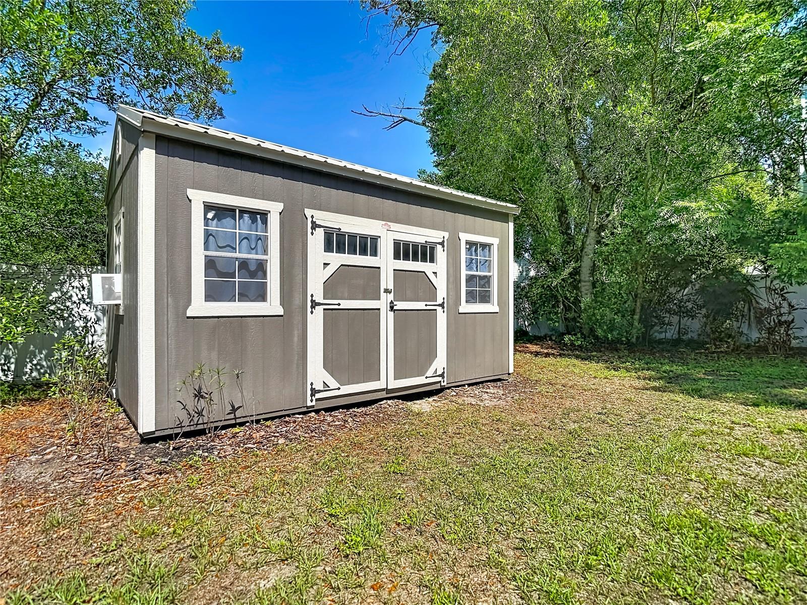 PLEASANT ESTATES - Residential