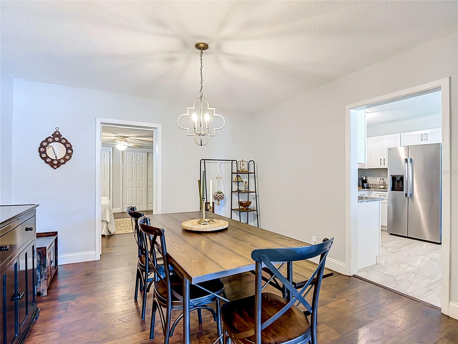 PLEASANT ESTATES - Residential