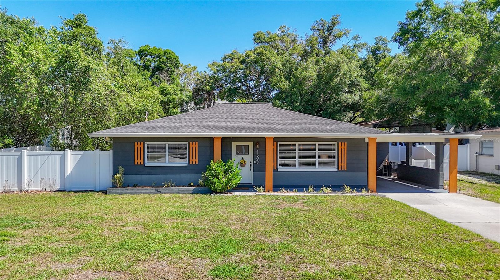 PLEASANT ESTATES - Residential