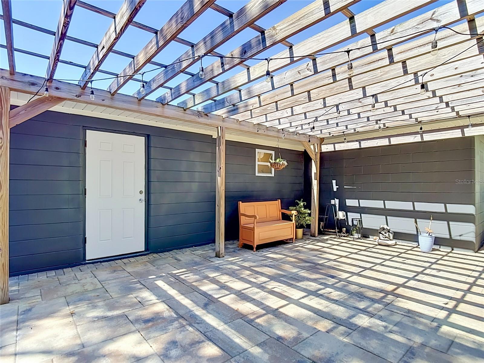 PLEASANT ESTATES - Residential