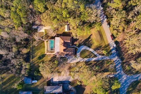 A home in LAND O LAKES