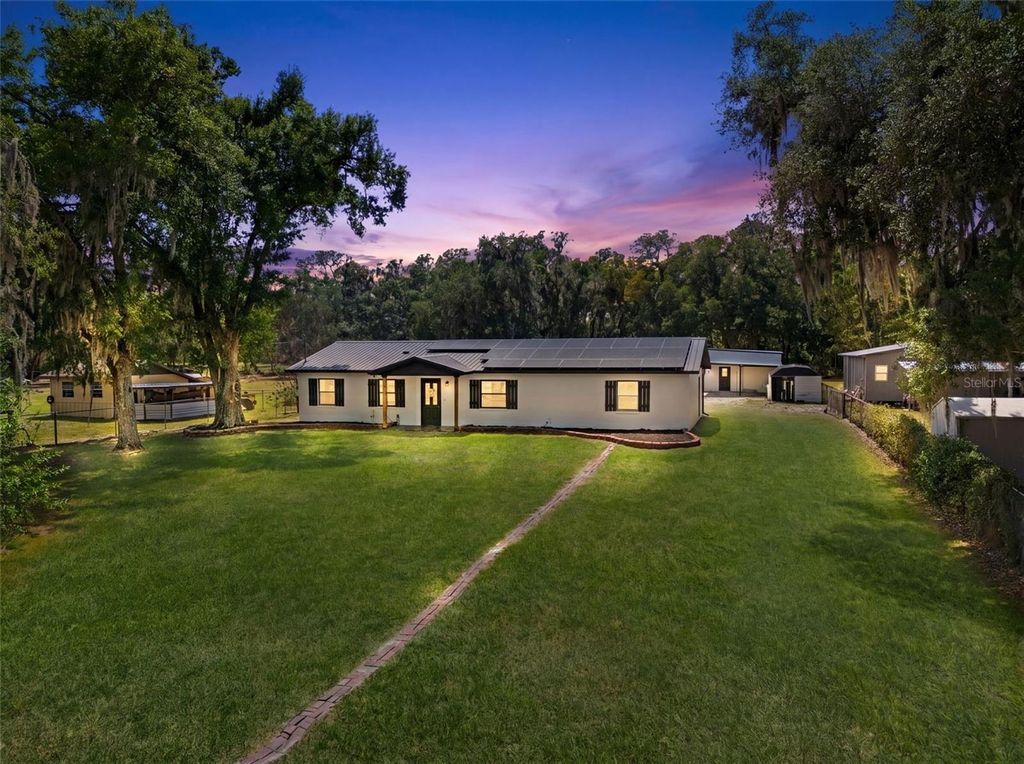 Photo of 2111 Hinson Road, Dover, FL 33527 (MLS # TB8503335)