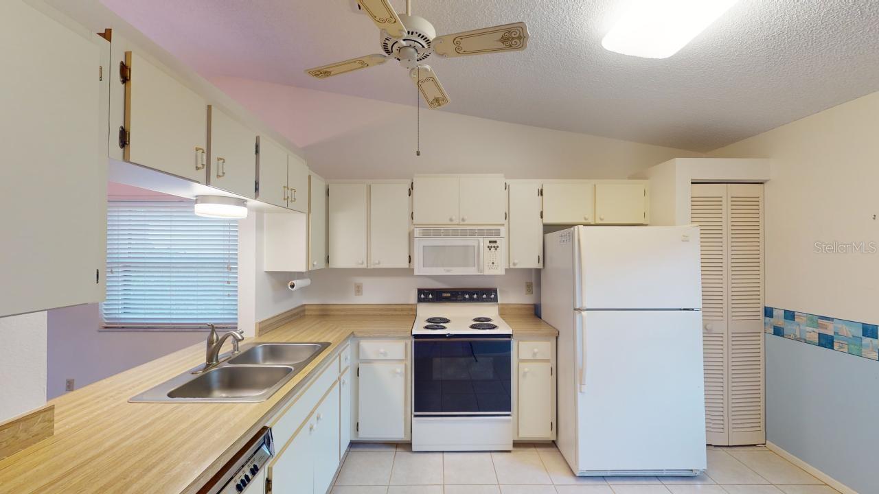 CURRY COVE - Residential