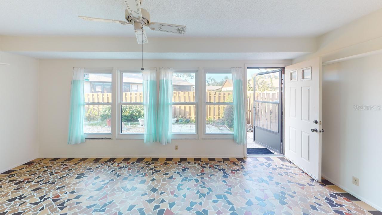 CURRY COVE - Residential