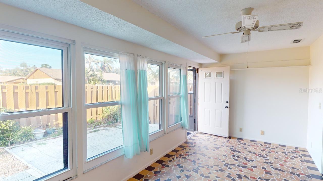 CURRY COVE - Residential