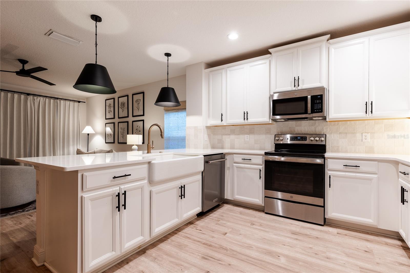 CYPRESS OAKS - Residential