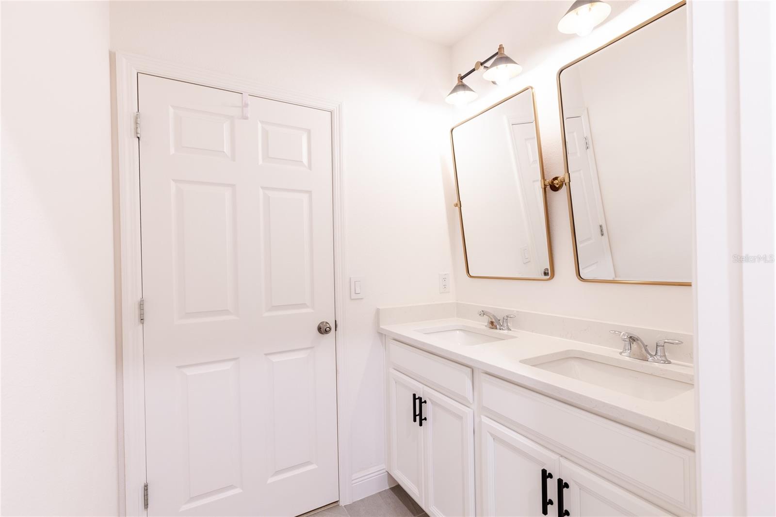 CYPRESS OAKS - Residential