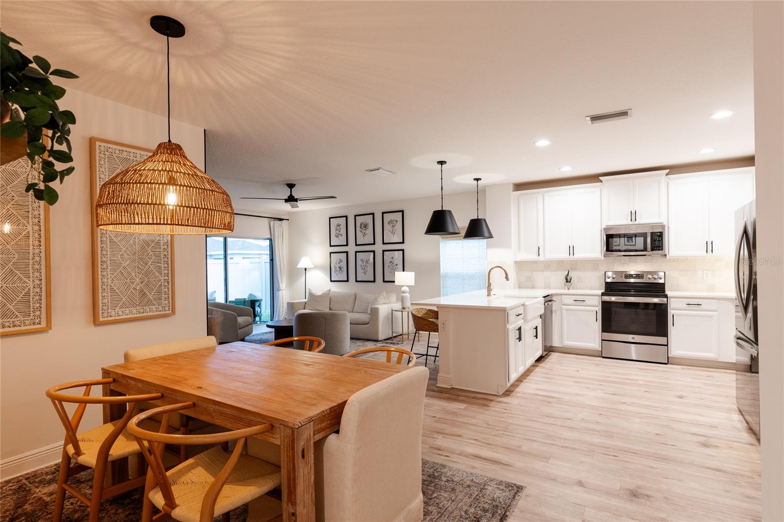 CYPRESS OAKS - Residential