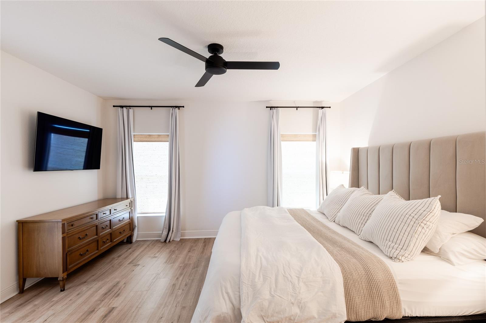 CYPRESS OAKS - Residential