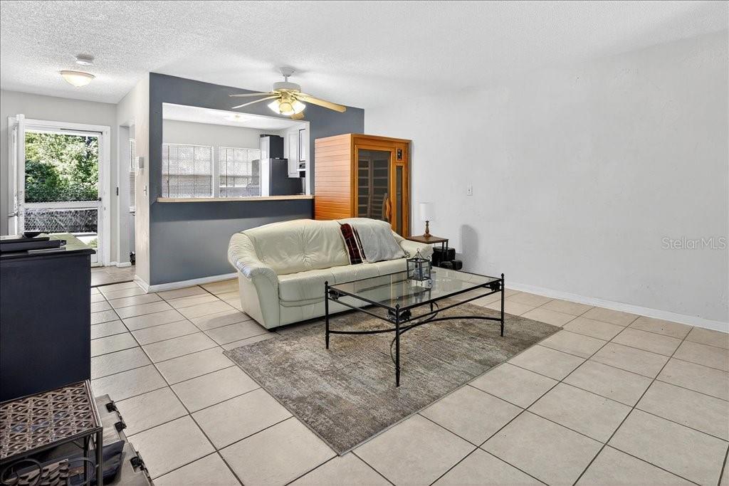 KINGS COLONY - Residential