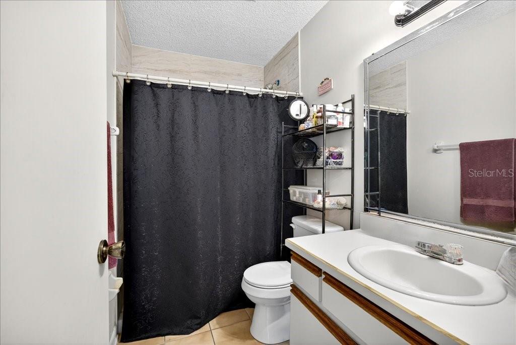 KINGS COLONY - Residential