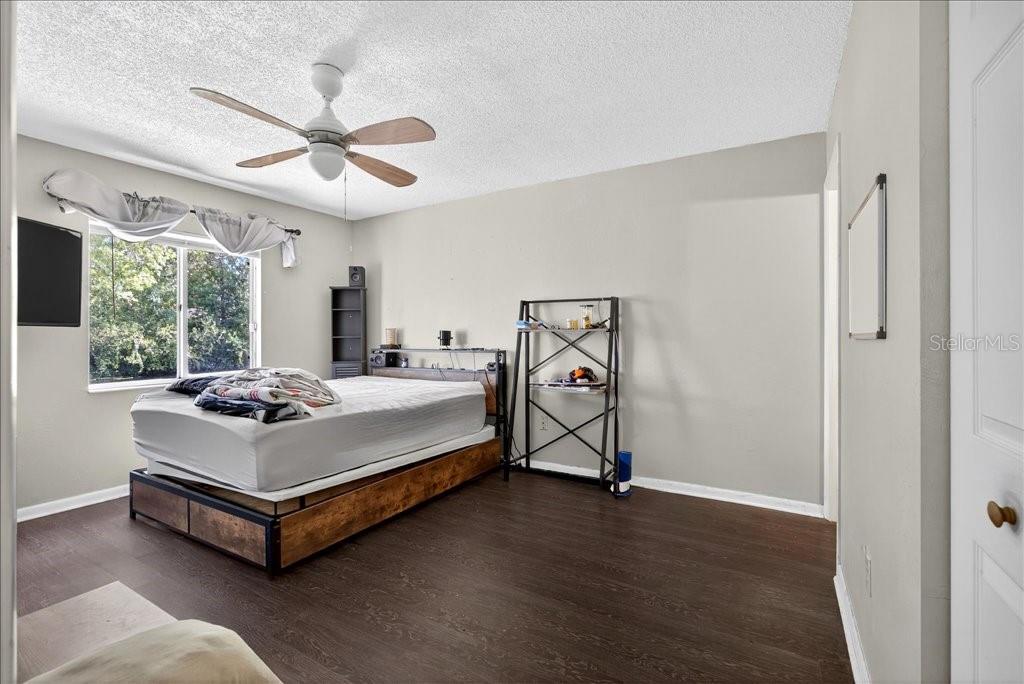 KINGS COLONY - Residential