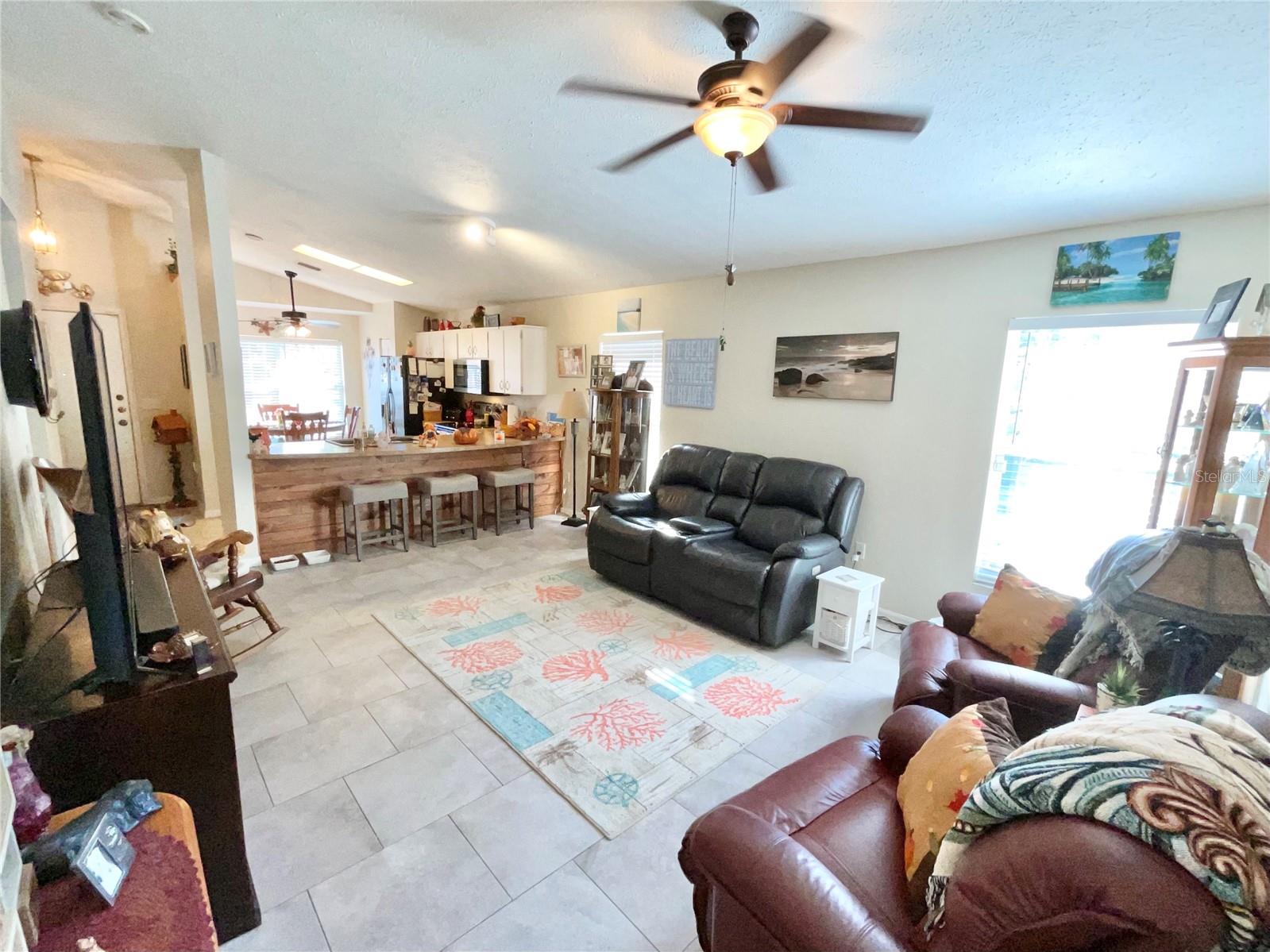 OAKS AT RIVER RIDGE UNIT 4 A - Residential Lease