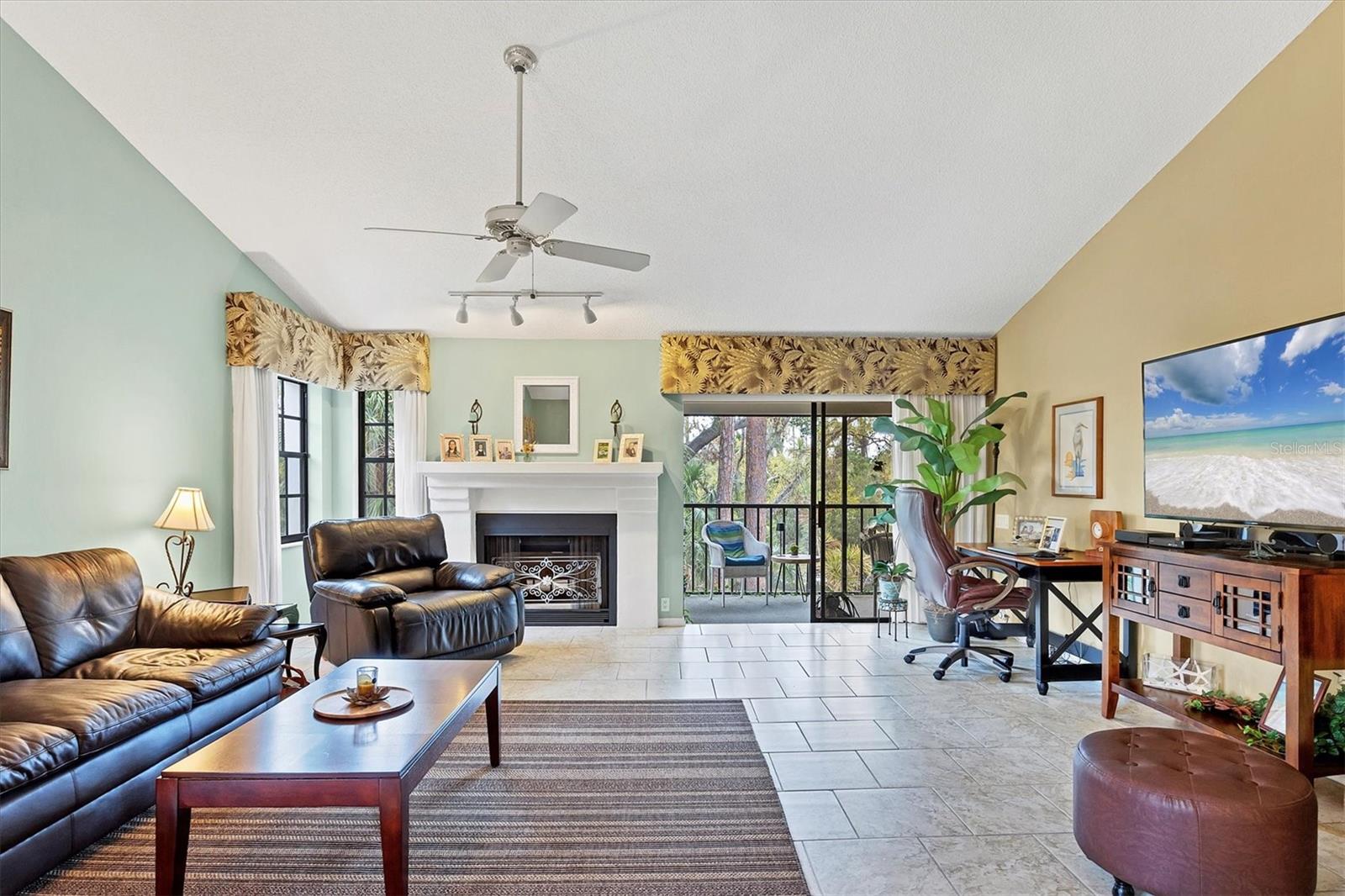 FAIRWAY WOODS - Residential