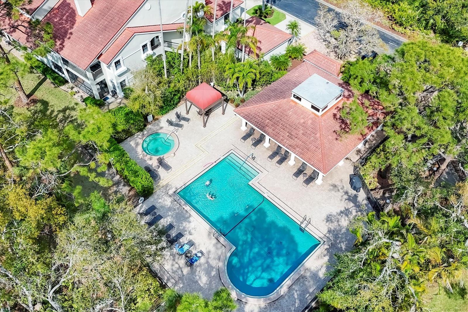 FAIRWAY WOODS - Residential