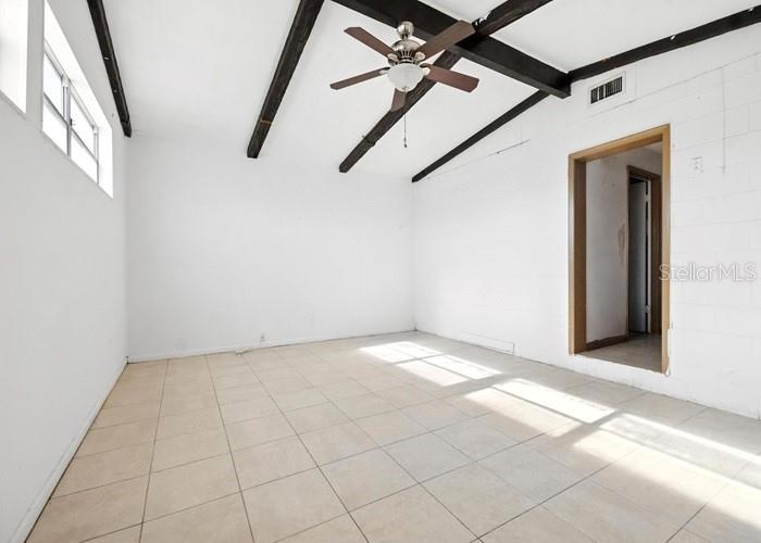 IMPERIAL ESTATES - Residential