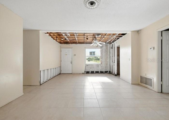 IMPERIAL ESTATES - Residential