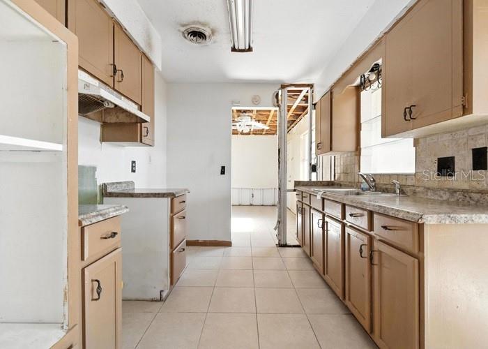 IMPERIAL ESTATES - Residential