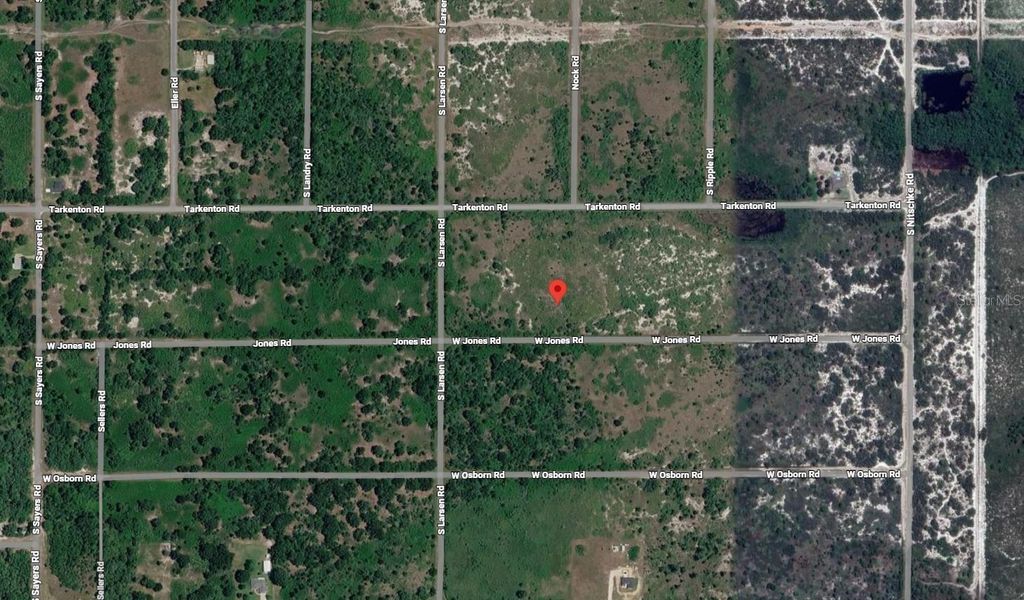Photo of 2200 W Jones Road, Avon Park, FL 33825 (MLS # K4903445)