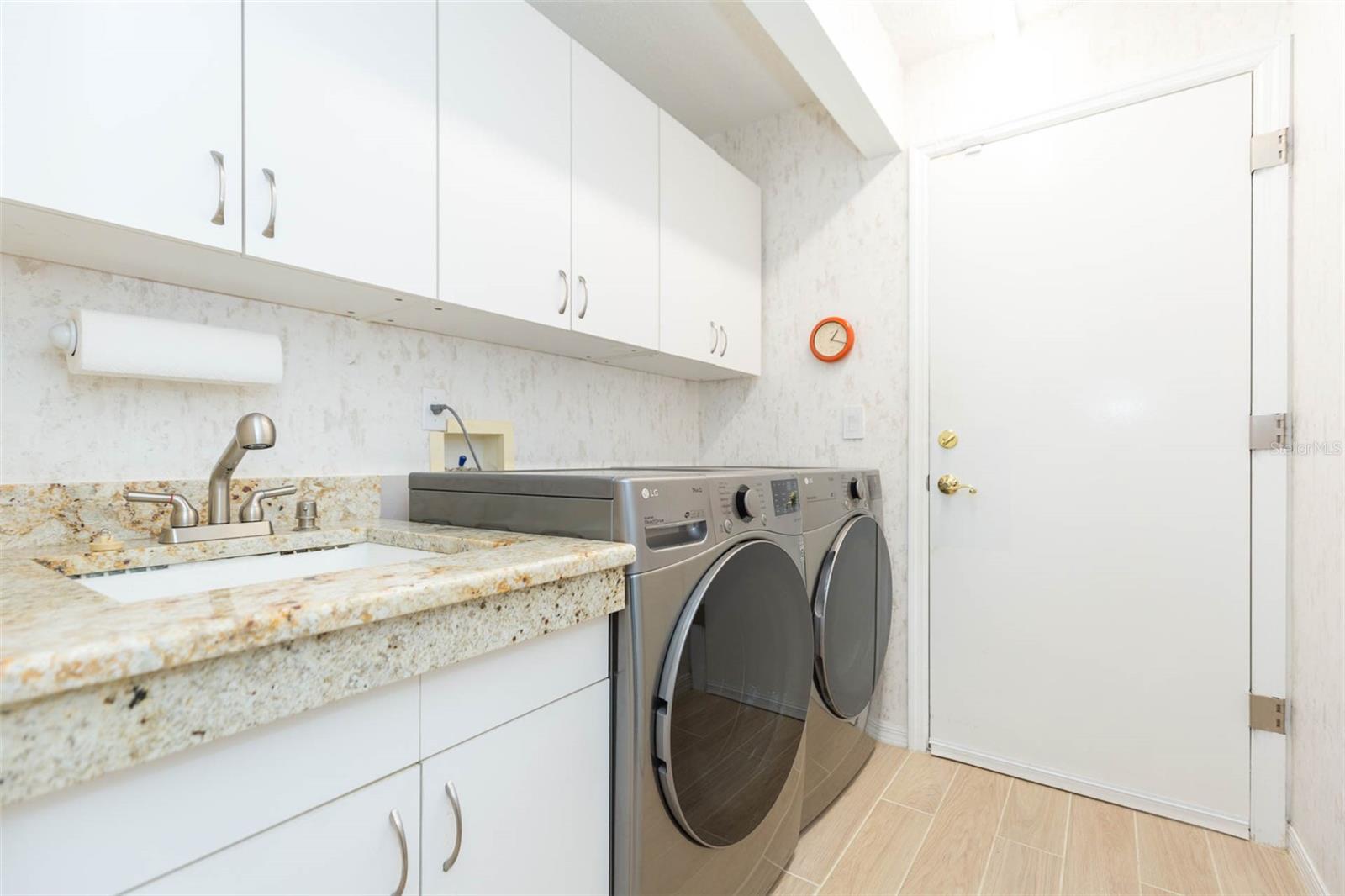 SUN CITY CENTER UNIT 157 - Residential