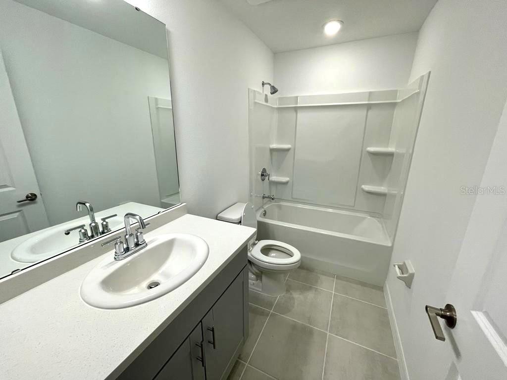 ANTHEM PARK TR M REP - Residential Lease