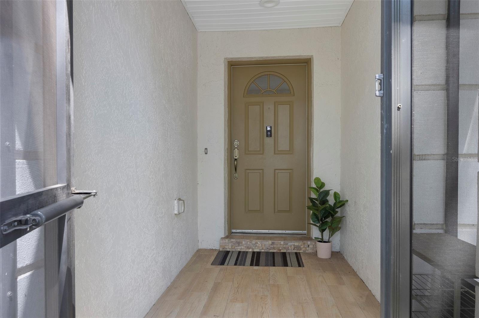 1052 MALLETWOOD DRIVE