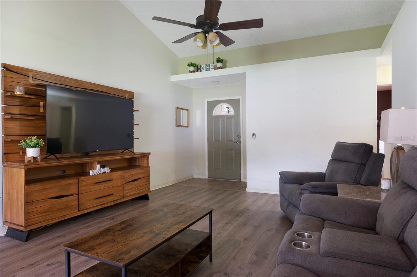 1052 MALLETWOOD DRIVE