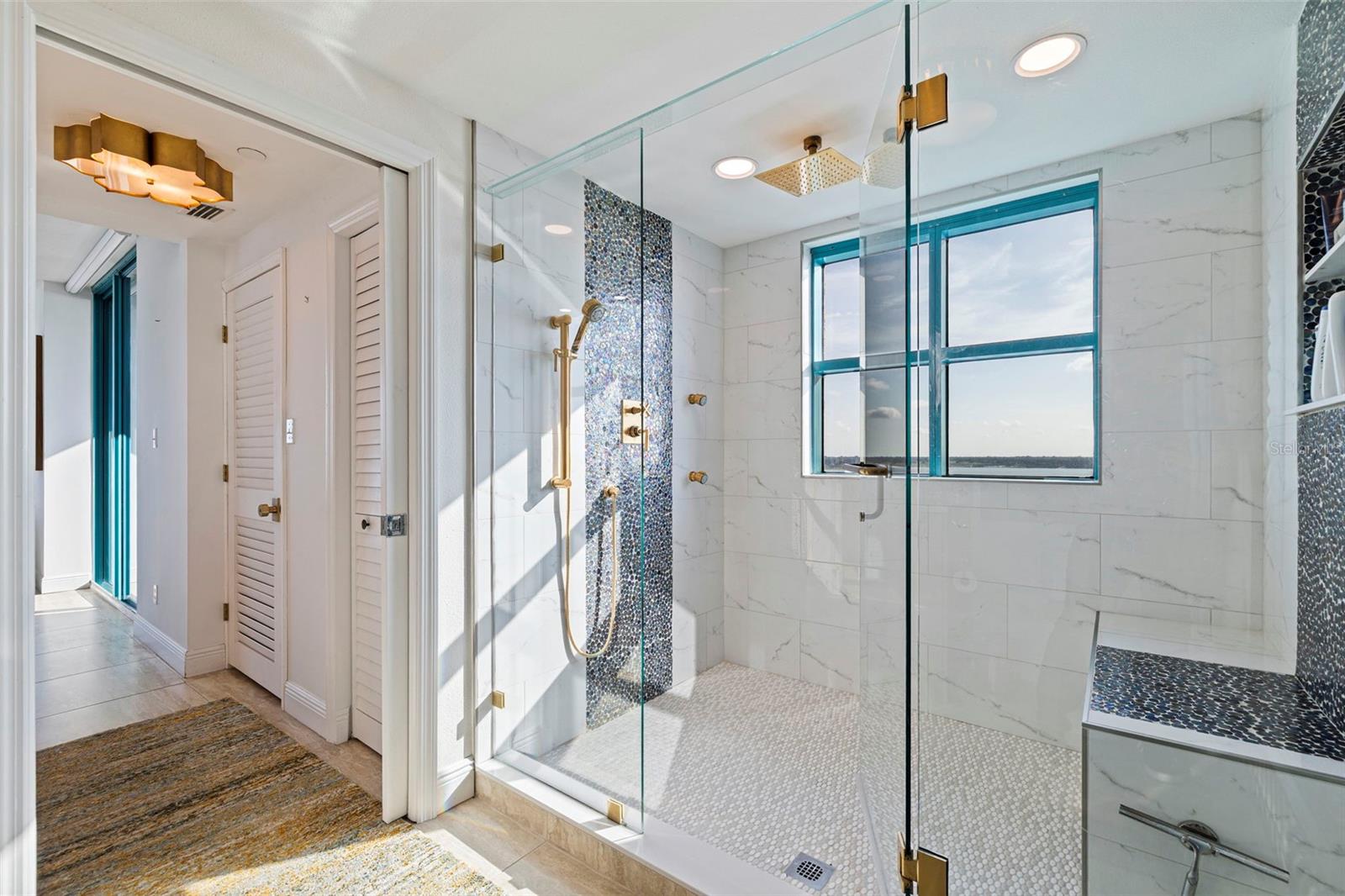 ULTIMAR ONE CONDO - Residential