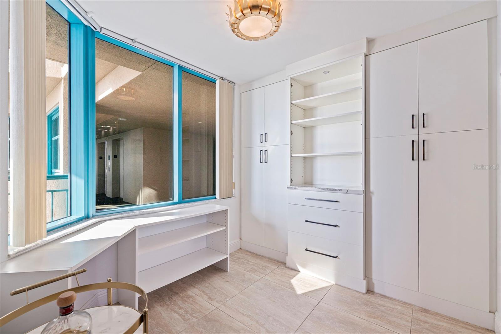 ULTIMAR ONE CONDO - Residential