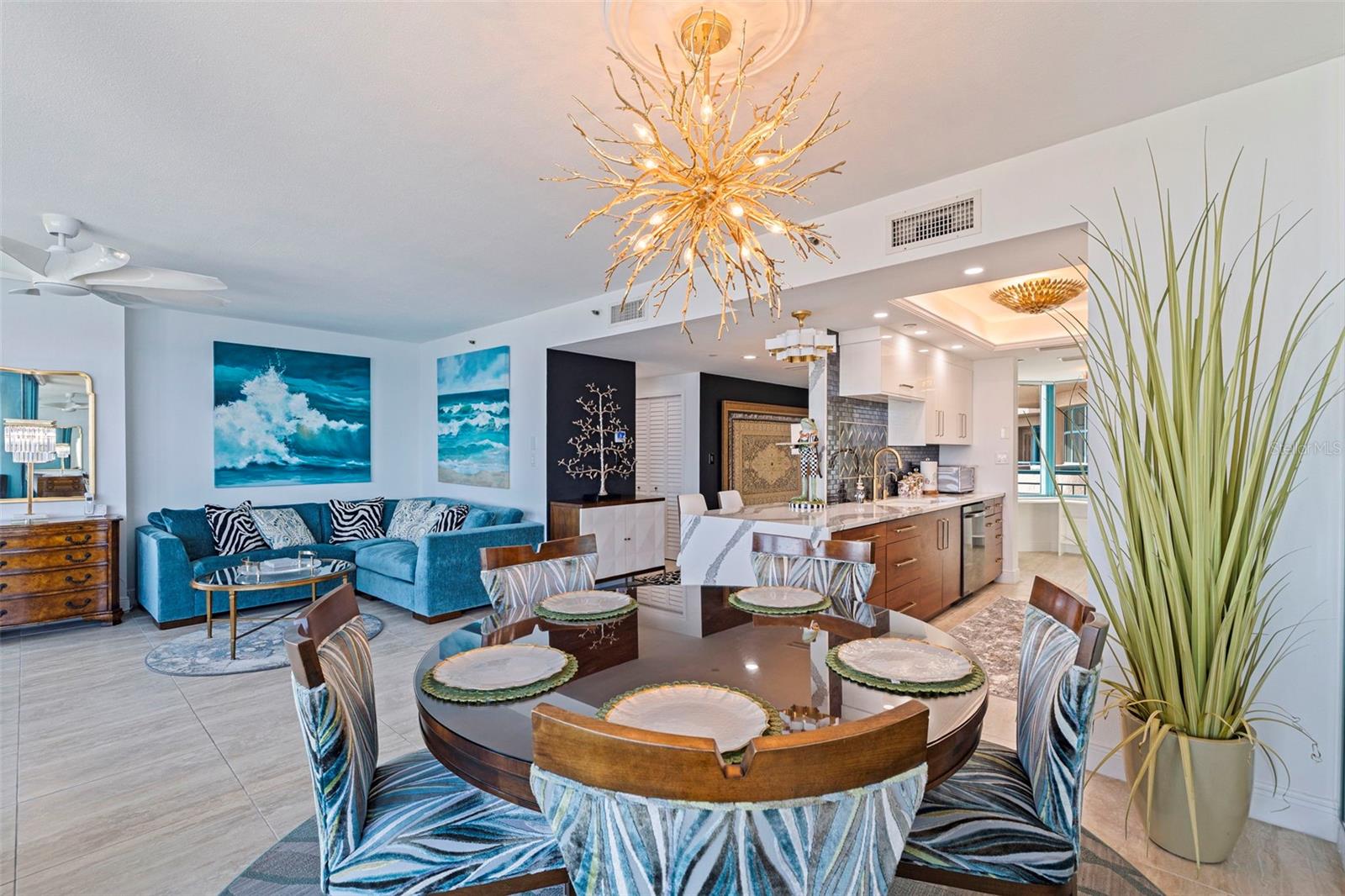 ULTIMAR ONE CONDO - Residential