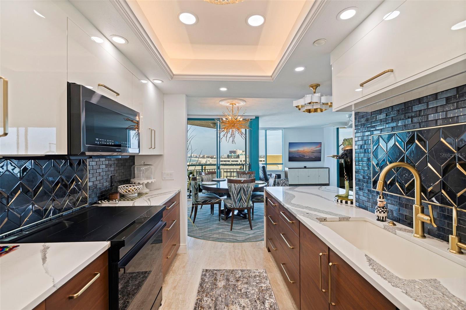 ULTIMAR ONE CONDO - Residential