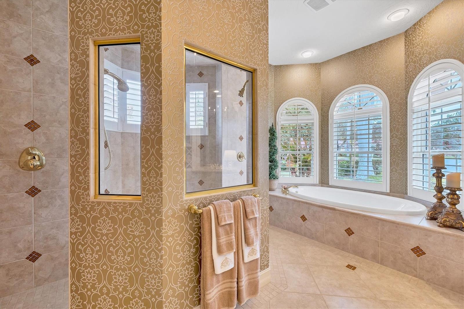 LAKEWOOD RANCH COUNTRY CLUB - Residential