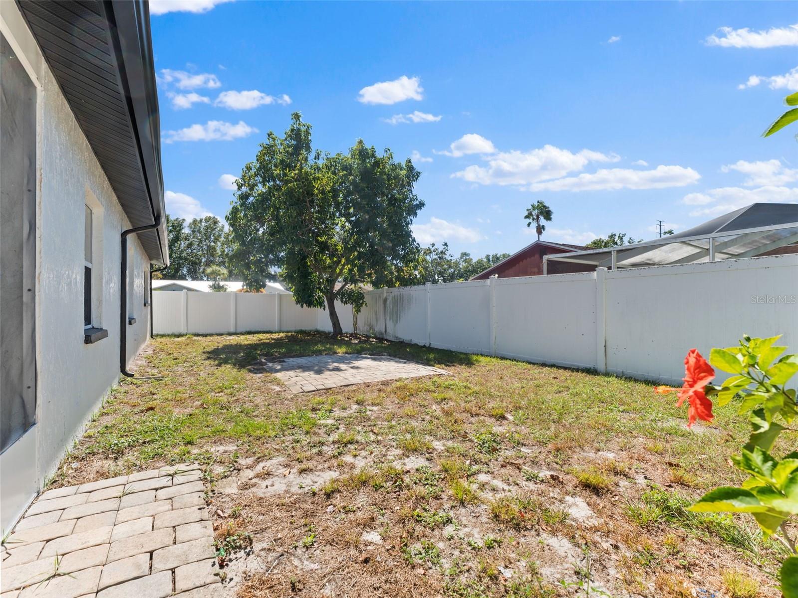 PARK LAKE ESTATES - Residential Lease