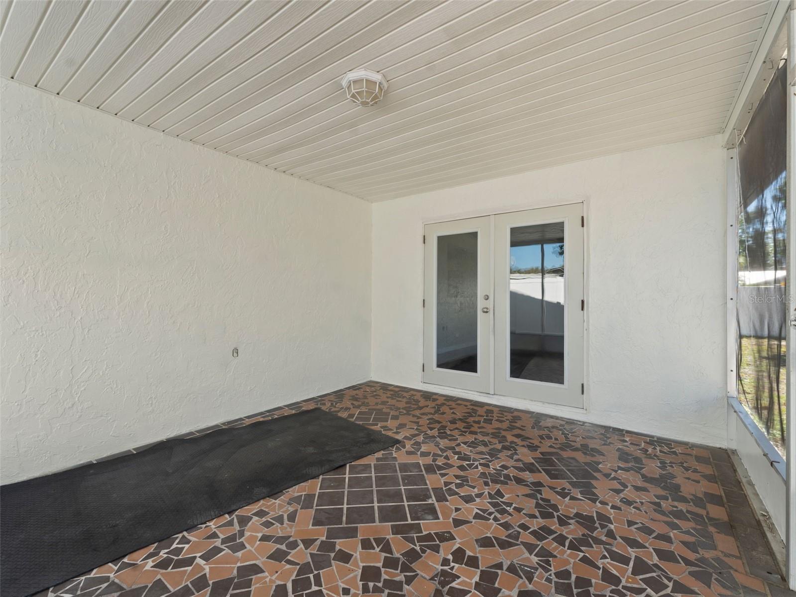 PARK LAKE ESTATES - Residential Lease