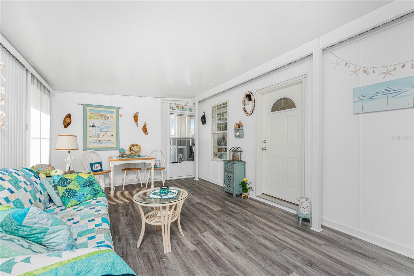 4300 RIVERSIDE DRIVE 97