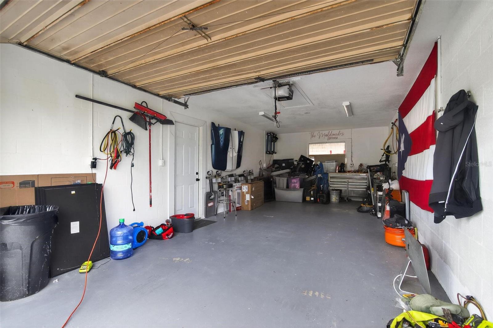 PARADISE COUNTRY CLUB - Residential