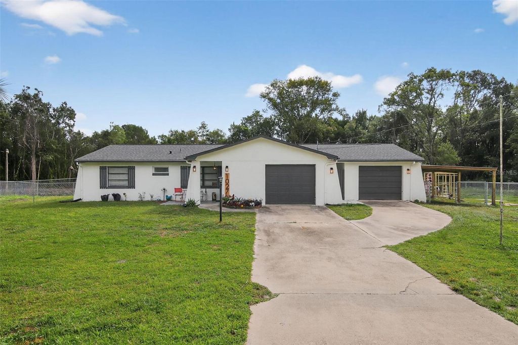 Photo of 1027 N Country Club Drive #7, Crystal River, FL 34429 (MLS # O6349671)