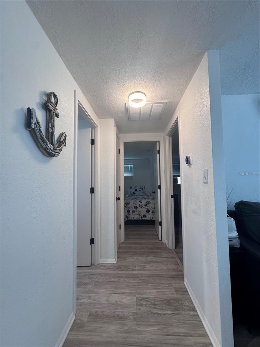 JASMINE LAKES - Residential Lease