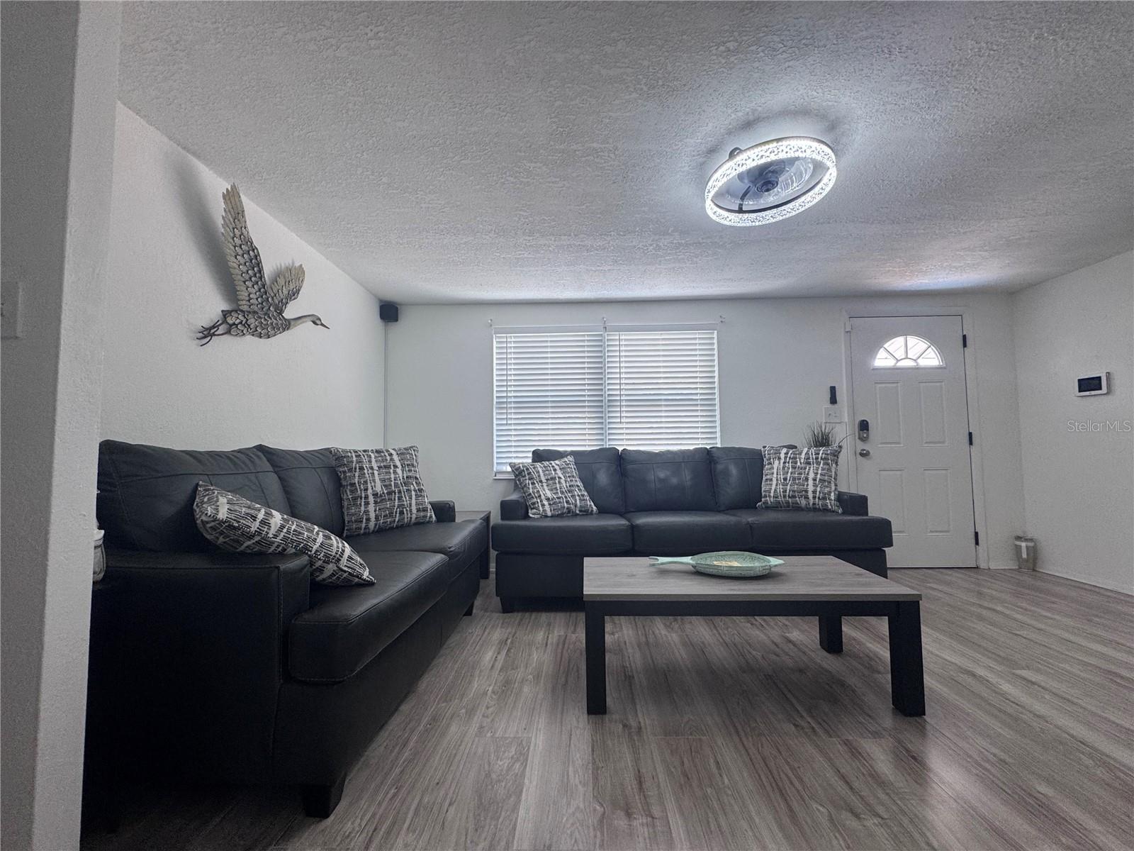 JASMINE LAKES - Residential Lease