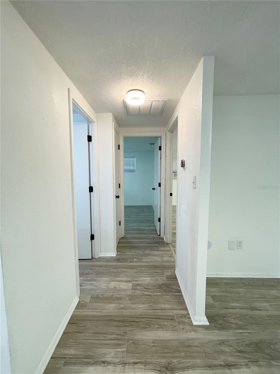 JASMINE LAKES - Residential Lease