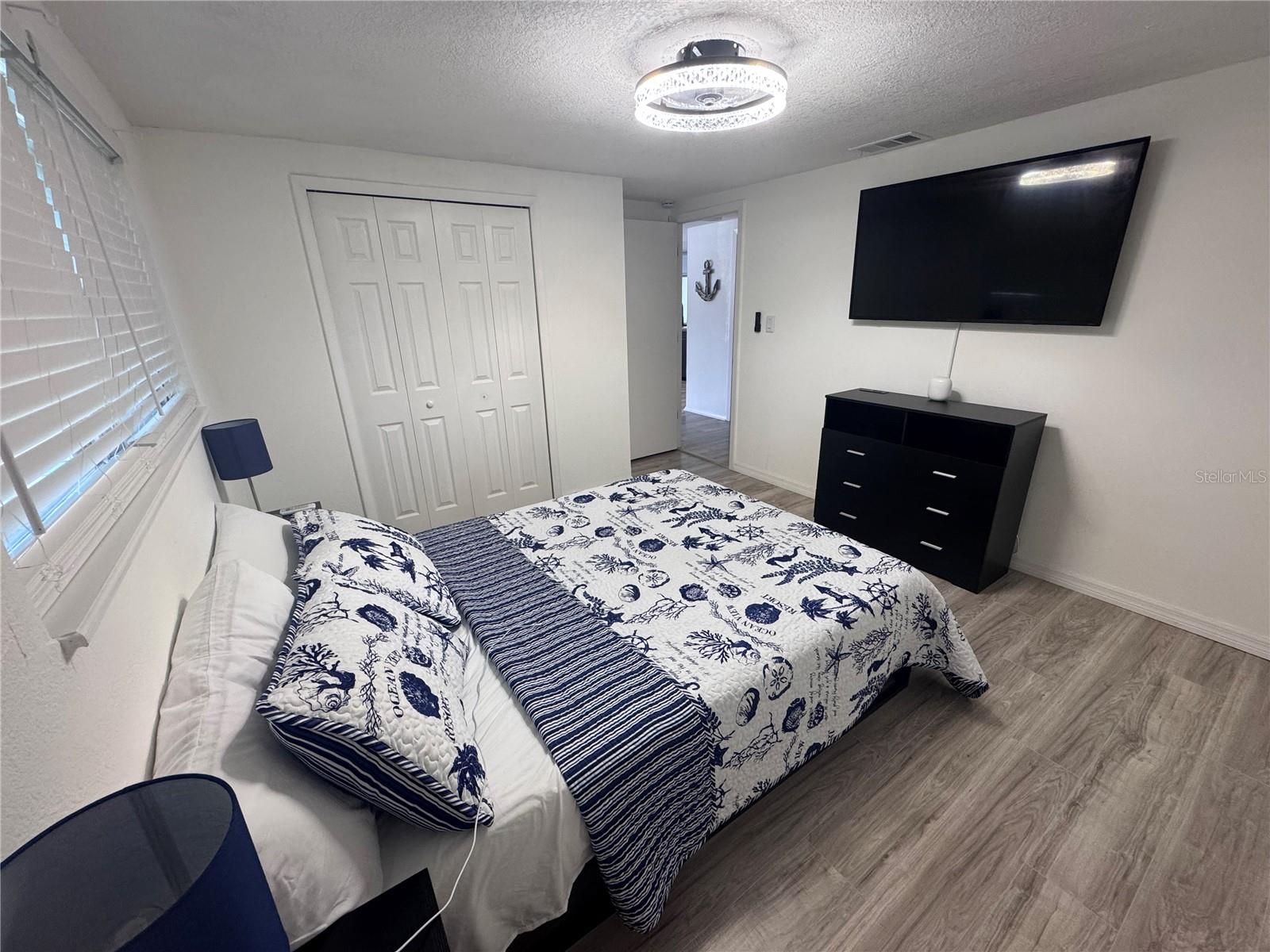 JASMINE LAKES - Residential Lease