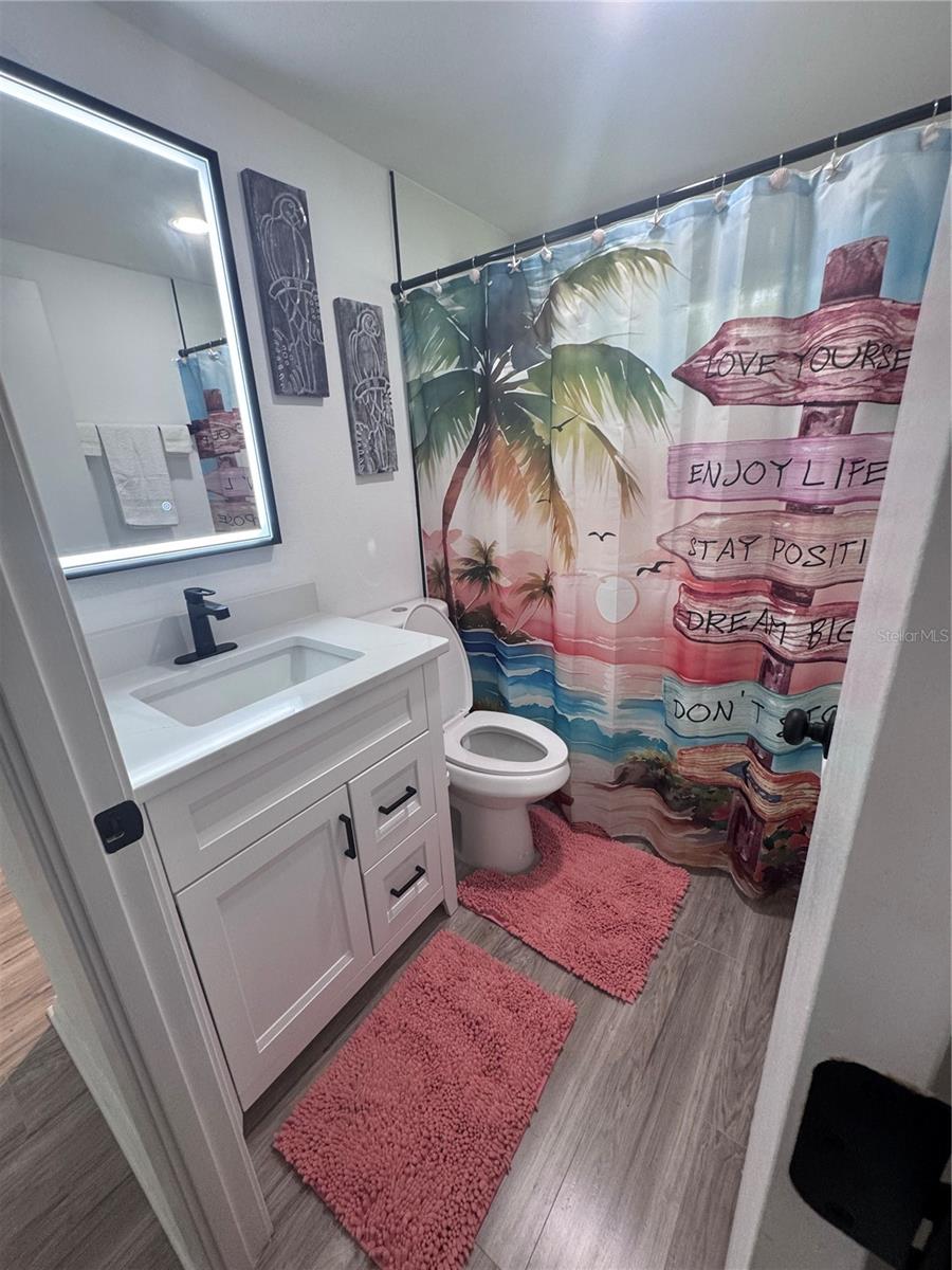 JASMINE LAKES - Residential Lease