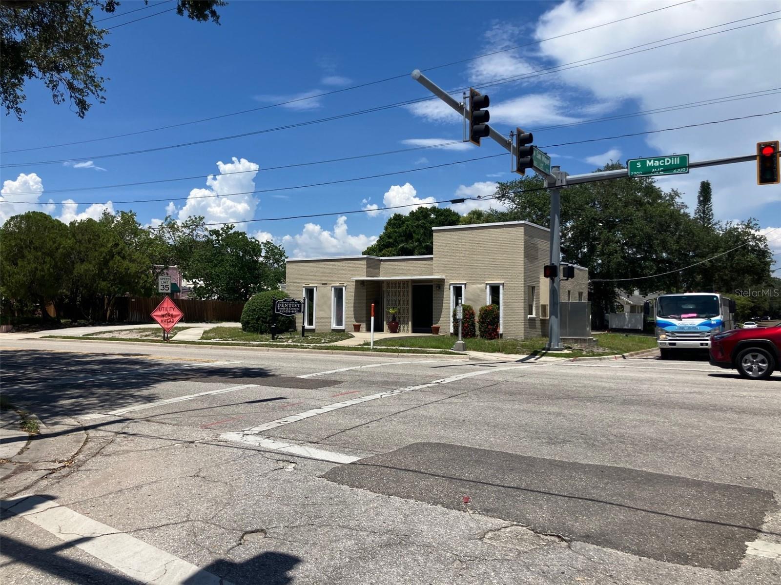 2210 S MACDILL AVENUE