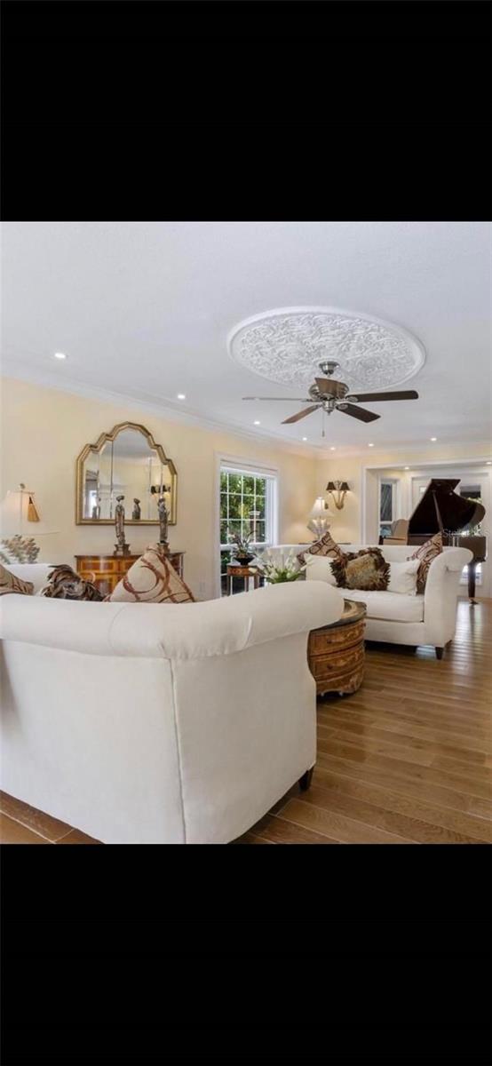 OAK RIDGE - Residential